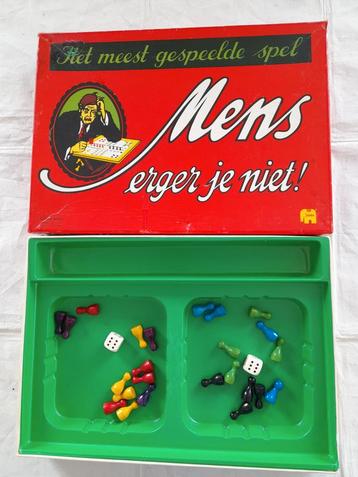 Mens Erger je Niet.
2 tot 6 spelers. beschikbaar voor biedingen