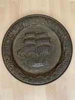 Oud wandbord afbeelding Zeilboot. Doorsnede 42 cm., Antiek en Kunst, Ophalen of Verzenden