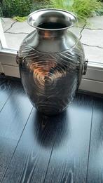 Decoratieve metalen vaas - 55 cm hoog, Ophalen