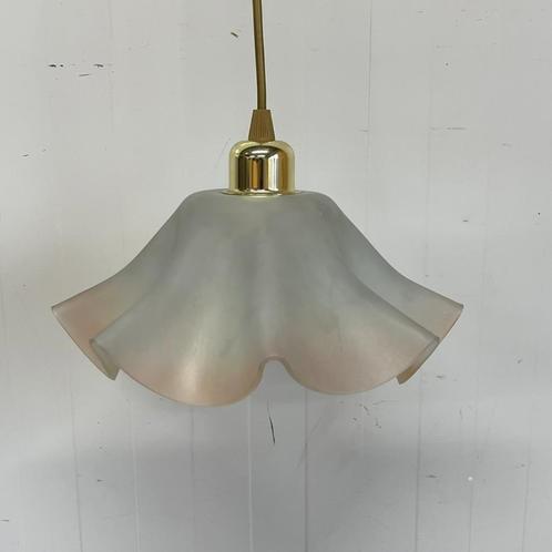 Brocante gegolfd parasol hanglamp melkglas Art Deco messing, Huis en Inrichting, Lampen | Hanglampen, Gebruikt, Minder dan 50 cm