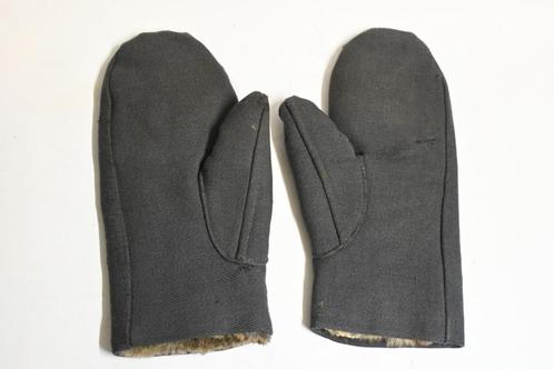 duitse winterwanten luftwaffe blauw grijs bont gevoerd HJDJ, Verzamelen, Militaria | Tweede Wereldoorlog, Luchtmacht, Kleding of Schoenen