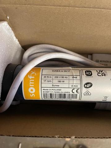 Buis motoren SUNEA somfy verschillende types beschikbaar voor biedingen