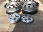 4 stuks staal 15 inch met doppen, stalen ventielen, 5x118 st, Zo goed als nieuw