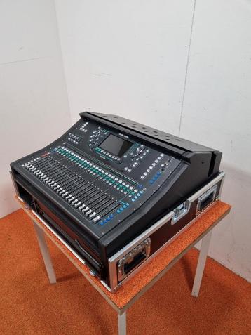 Flightcase 3 delig voor Allen Heath SQ6