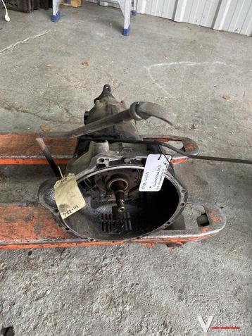 Mercedes W123 Automaatbak 123 270 0001 722 111 02 040 389 beschikbaar voor biedingen