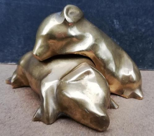 Sleeping Pigs. Massief messing. Ca 1970. 12/11 cm., Verzamelen, Dierenverzamelingen, Zo goed als nieuw, Beeldje of Figuurtje, Boerderijdier