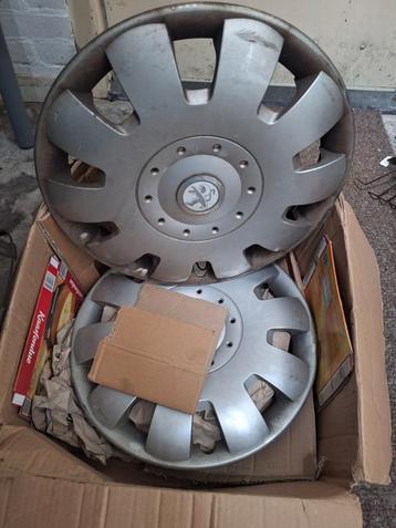  Peugeot Boxer buscamper 3 wieldoppen 15 inch beschikbaar voor biedingen