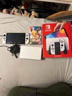 Nintendo Switch OLED + Pokémon Let's Go Eevee!, Spelcomputers en Games, Spelcomputers | Nintendo Switch, Switch OLED, Met games