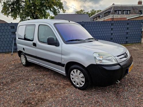 Peugeot Partner 170C 1.9 D Avant.500 Zeer nette auto!!!!, Auto's, Bestelauto's, Bedrijf, Airbags, Elektrische buitenspiegels, Elektrische ramen