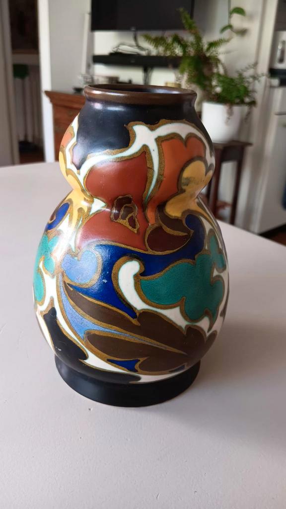 Vaasje Gouda grotius., Antiek en Kunst, Antiek | Vazen, Ophalen of Verzenden