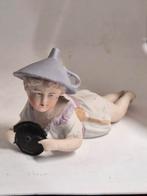 Vintage Bisque Porselein Piano Baby Beeldje, Antiek en Kunst, Ophalen of Verzenden
