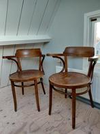 Twee Thonet stoelen met leuningen, Huis en Inrichting, Ophalen, Gebruikt, Twee, Bruin