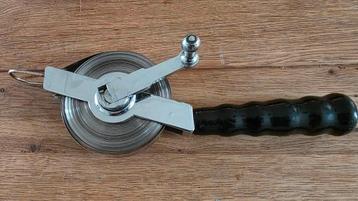 Oliemeetlint vintage  beschikbaar voor biedingen