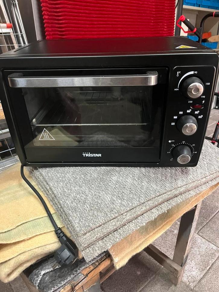 Tristar convectieoven kleine oven camping, Caravans en Kamperen, Kampeeraccessoires, Zo goed als nieuw, Ophalen