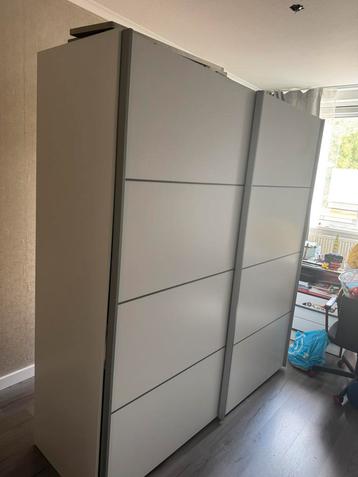 Schuifdeurkast  - wit - 200x182x64 cm