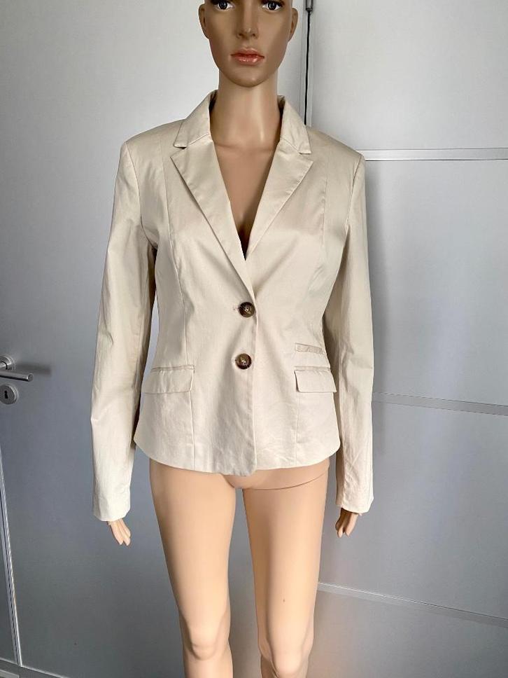 J189 jasje maat M=38/40 blazer colbert beige, Kleding | Dames, Jasjes, Kostuums en Pakken, Zo goed als nieuw, Jasje, Maat 38/40 (M)