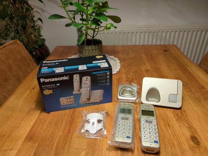 Panasonic vaste telefoonset, Telecommunicatie, Vaste telefoons | Handsets en Draadloos, Zo goed als nieuw, 2 handsets, Verzenden
