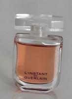 Parfum miniatuur Guerlain - l'Instant, Verzamelen, Parfumverzamelingen, Miniatuur, Zo goed als nieuw, Gevuld, Verzenden