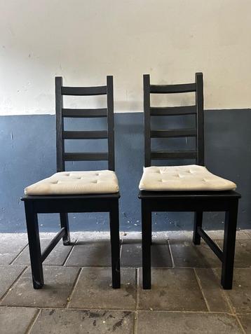 IKEA stoelen beschikbaar voor biedingen