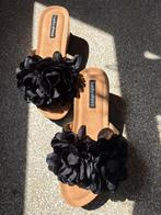 SLIPPER HOGE HAK MET ZWARTE BLOEM MAAT 38, Kleding | Dames, Schoenen, Slippers, Zwart, Lucky Shoes, Nieuw