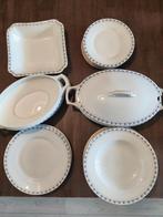 Servies met bloemetjes decoratie, Ophalen