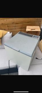 Camping koelbox 220V / 12V / Gas, Caravans en Kamperen, Koelboxen, Ophalen of Verzenden, Gebruikt, Elektrisch