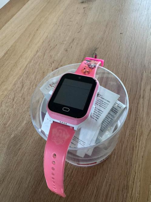 Nickelodeon kids watch met GPS paw patrol, Sieraden, Tassen en Uiterlijk, Horloges | Kinderen, Zo goed als nieuw, Jongen of Meisje
