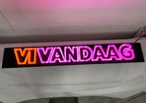 VI VANDAAG neon led bord. Veronica Inside Vandaag, Muziek en Instrumenten, Licht en Laser, Licht, Kleur, Verzenden