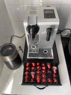 Nespresso set, Afneembaar waterreservoir, Gebruikt, Ophalen of Verzenden, Koffiepads en cups
