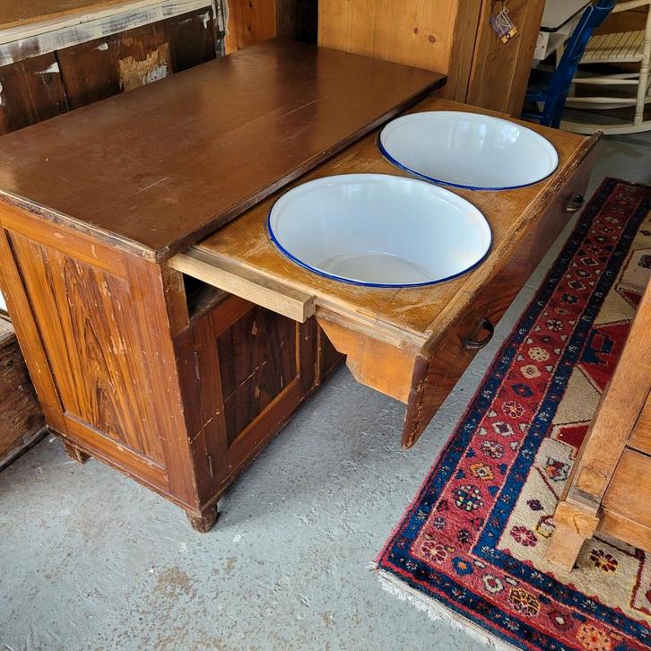 Brocante oude waskast commode dressoir badkamermeubel, Antiek en Kunst, Curiosa en Brocante, Ophalen