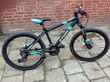B'TWIN Rockrider 700 Mountainbike - 24 inch beschikbaar voor biedingen
