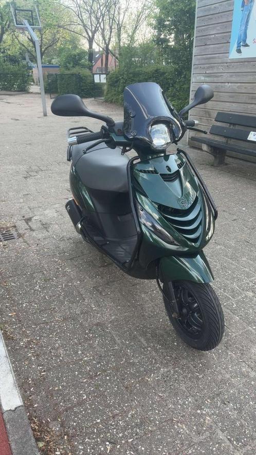 Zip 80cc FULL mallossi, Fietsen en Brommers, Scooters | Piaggio, Zo goed als nieuw, Zip, Ophalen