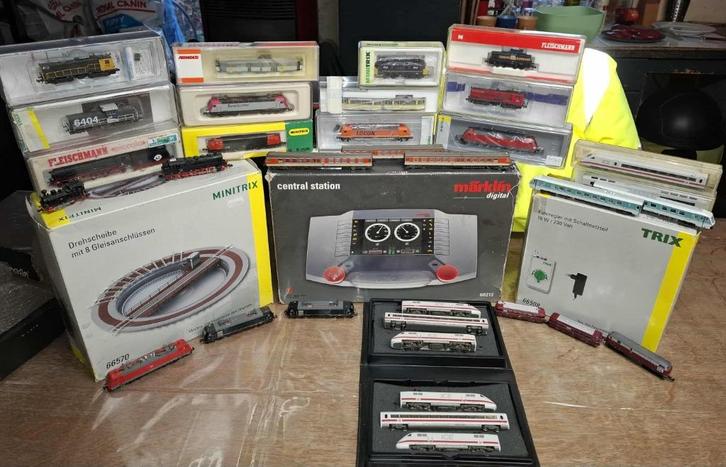 lot spoor n plus plus digitaal, Hobby en Vrije tijd, Modeltreinen | N-Spoor, Zo goed als nieuw, Locomotief, Gelijkstroom, Overige merken