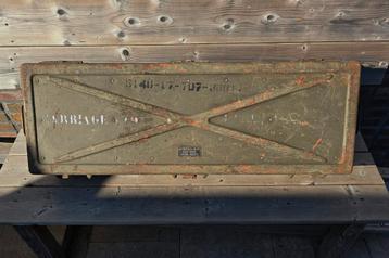 Stalen 40 mm wapenkist. beschikbaar voor biedingen