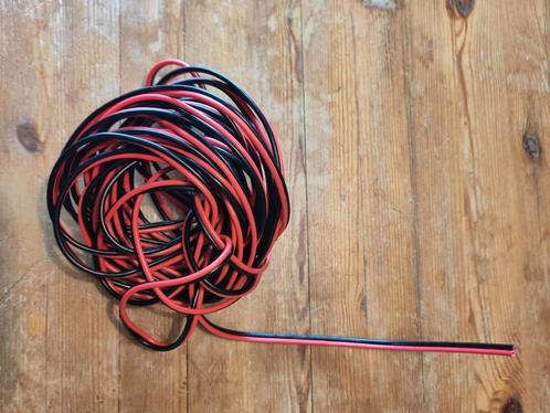 Speaker kabel ong 5 meter, Audio, Tv en Foto, Audiokabels en Televisiekabels, Zo goed als nieuw, Luidsprekerkabel, Ophalen of Verzenden