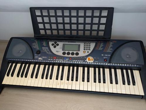 Keyboard Yamaha PSR-270, Muziek en Instrumenten, Keyboards, Gebruikt, 61 toetsen, Yamaha, Met standaard, Midi-aansluiting, Ophalen
