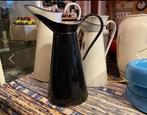 zwart emaille schenkkan, Ophalen of Verzenden