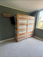 Grote kast Sloophout met eikenhouten structuur, Antiek en Kunst, Antiek | Meubels | Kasten, Ophalen