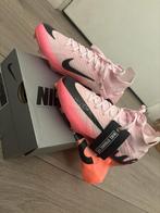 Nieuwe Nike Voetbalschoenen Maat 36, Kleding | Dames, Ophalen of Verzenden, Nieuw, Roze, Sportschoenen