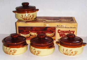 VTG Ovenvaste 'Country Wheat' set vier keramiekinmaakpotten. beschikbaar voor biedingen