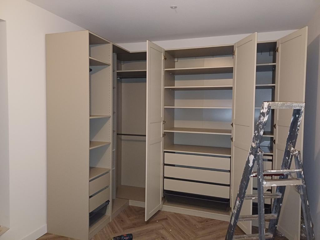 Meubelmontage kasten inelkaar zetten  ook in Rotterdam