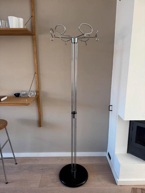 Italiaanse designer kapstok, Huis en Inrichting, Woonaccessoires | Kapstokken, Gebruikt, Staande kapstok, 150 tot 200 cm, Metaal