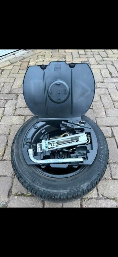 Reservewiel + Krikset Polo IV (2006), Auto-onderdelen, Banden en Velgen, Banden en Velgen, 14 inch, Personenwagen, Gebruikt, Ophalen