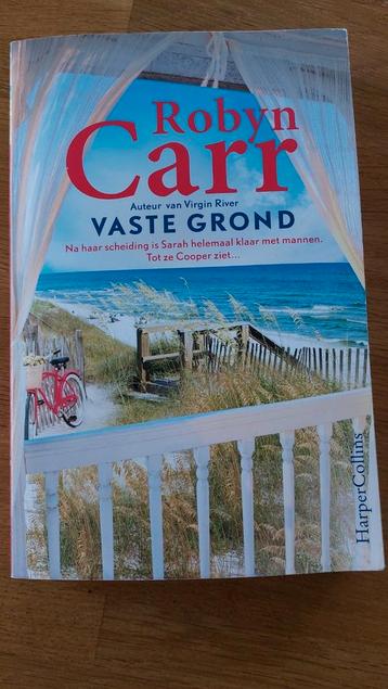 Robyn Carr - Vaste Grond (Zo goed als nieuw) beschikbaar voor biedingen
