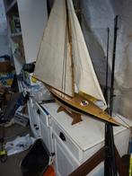 Mooie decoratie zeilboot van hout lang 95  hoog 90  van hout, Hobby en Vrije tijd, Modelbouw | Boten en Schepen, Ophalen