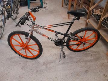 PUCH ATB 26inch 9 spaaks glasvezel velgen, 21 versnellingen  beschikbaar voor biedingen