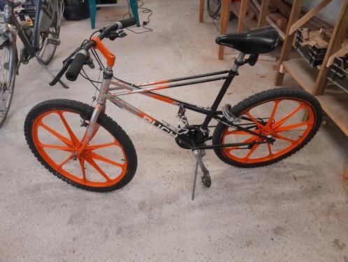 PUCH ATB 26inch 9 spaaks glasvezel velgen, 21 versnellingen, Fietsen en Brommers, Fietsen | Mountainbikes en ATB, Gebruikt, Heren