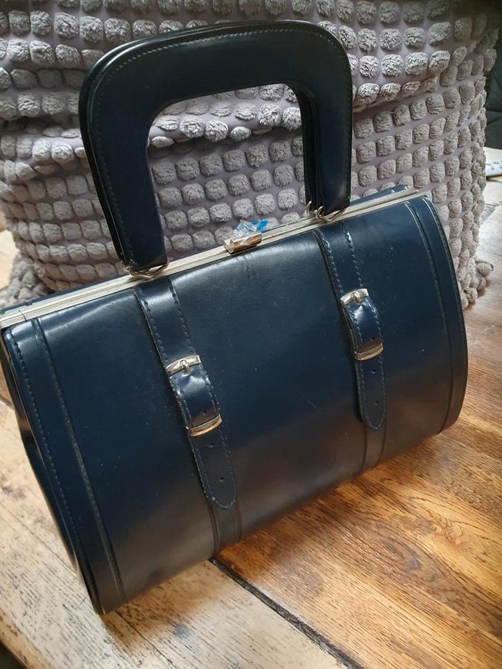 Vintage handtas/grootmoeders handtas/jaren 50 handtas, Sieraden, Tassen en Uiterlijk, Tassen | Damestassen, Zo goed als nieuw
