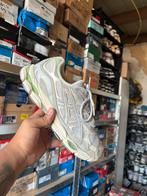 Asics Gel-Nyc Cream Fossil 41.5, Ophalen of Verzenden, Zo goed als nieuw, Overige kleuren, Sneakers of Gympen