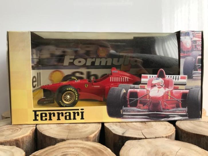 Ferrari- f 1-  rood model shell collezione -124 - cadeau tip, Hobby en Vrije tijd, Modelauto's | 1:24, Nieuw, Auto, Maisto, Ophalen of Verzenden